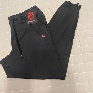 NWT Born Primitive mens joggers